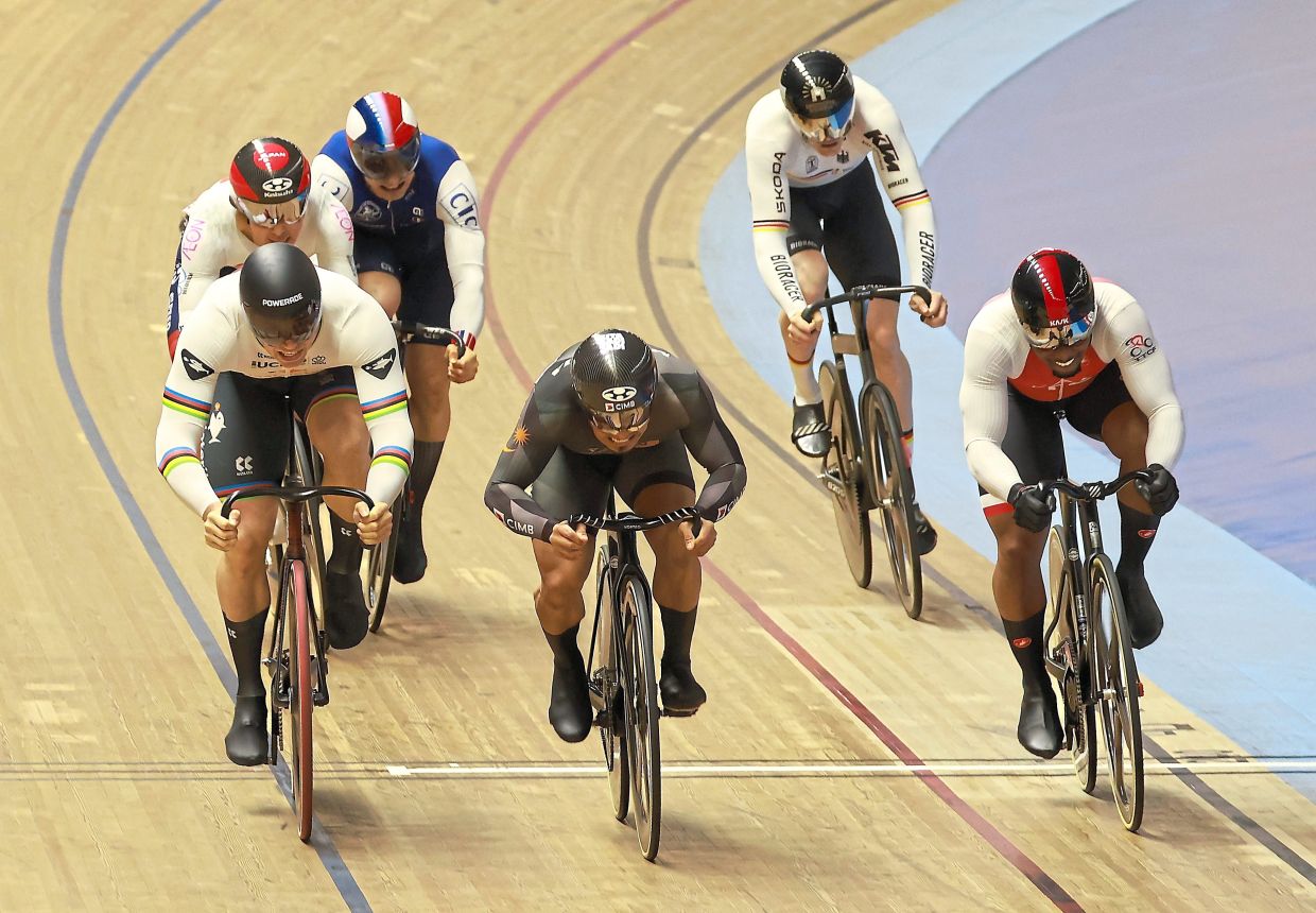 Azizul is now ranked No. 21 in the sprint rankings on 2,700 points and still one of the handful of Asians in the top 25 bracket in men’s elite sprinting.