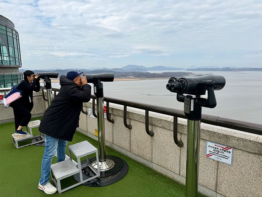 A closer look: While the entire space is worth dedicating at least half a day to, the open-air, green-turfed level of the Odusan Unification Observatory yields the best views of the other side. -- PHOTO: THE STAR / Asia News Network