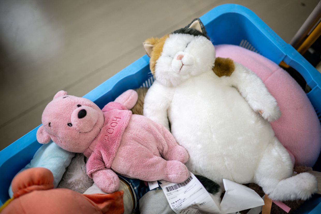 Soft toys at the facility of Cleaning Yonmarusan in Fuefuki city of Yamanashi Prefecture.