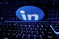 LinkedIn's AI hiring agents on track for $450 million in yearly revenue 