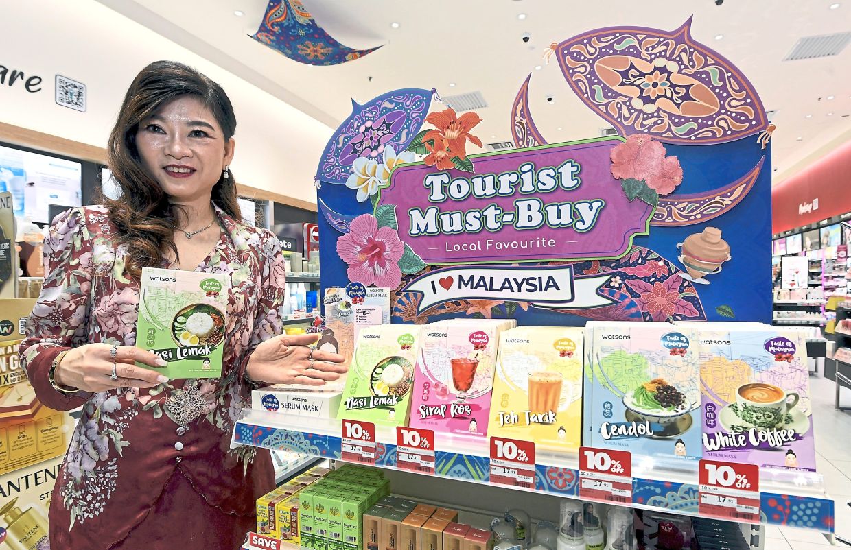 Wanita dan dua anaknya lari dari dua lelaki mencurigakan di KLIA — image 2