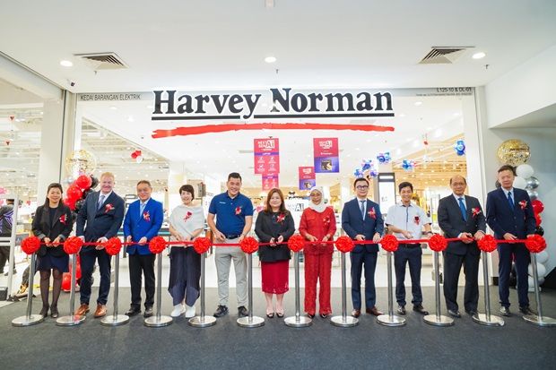 Its managing director for Singapore and Malaysia Bernice Kwok said Kulai's rapid development makes the district the perfect location for the company's new outlet.