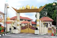 Undang of Sungei Ujong told to vacate official residence