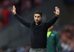 Soccer-Arteta urges Arsenal to focus on Premier League title push ahead of Fulham clash