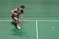 Hosts Denmark down Thailand to reach semis at home