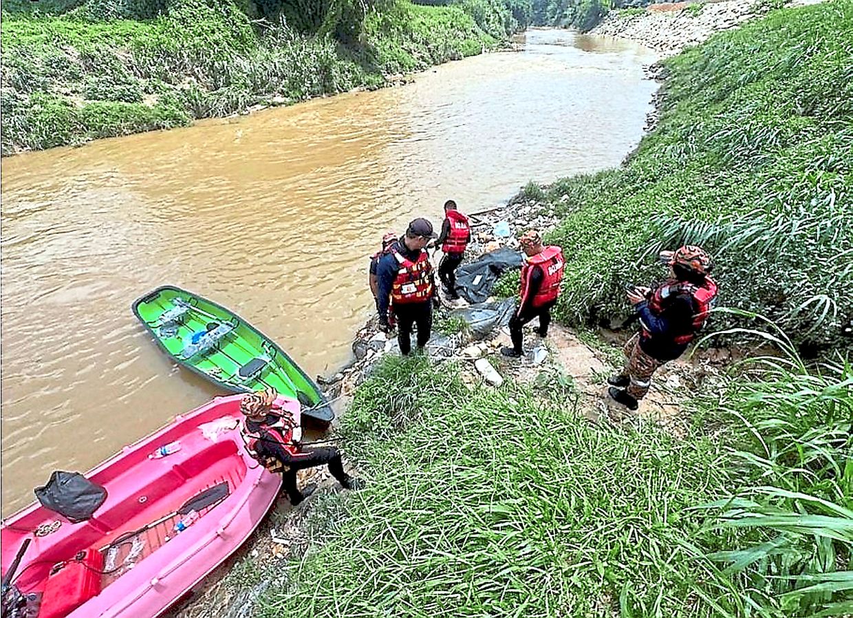 The Selangor Fire and Rescue Department said the remains of the nine-year-old was found yesterday, about 11km from where she was reported to have fallen.