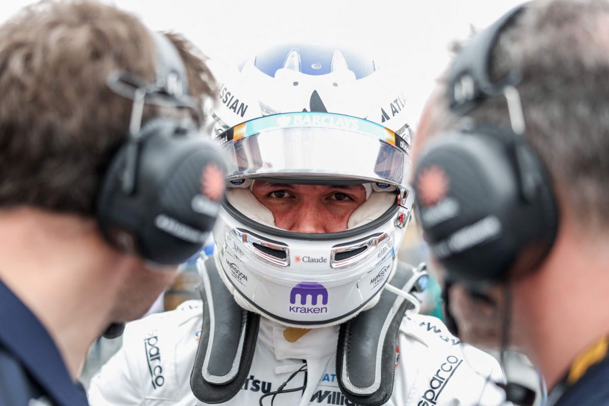 Alexander Albon of Thailand and Williams on the grid during the Round 2 Miami Feature race of the Formula 2 Championship at Miami International Autodrome. -- Photo: Peter Fox/Getty Images/AFP