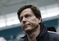 Motor racing-Wolff wary of Italy's World Cup failure adding to hype around Antonelli