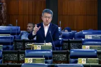 Liew urges Umno to consider 'practical cooperation' in upcoming polls