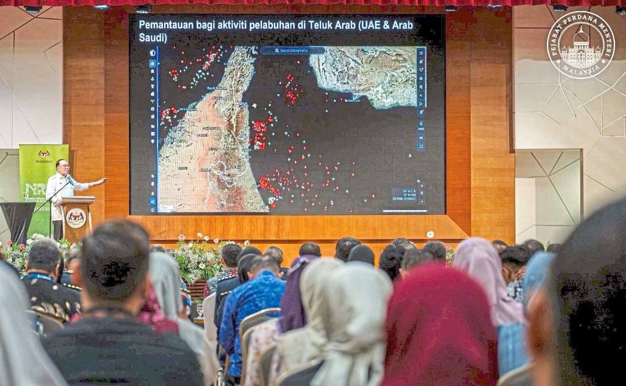 Anwar stressed that Putrajaya continues to maintain fuel subsidies, particularly for RON95 petrol, which remains among the lowest-priced fuel globally.