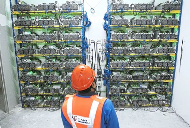 Malaysia loses an estimated RM700mil each year due to electricity theft linked to cryptocurrency mining, says Datuk Seri Abdul Rahman Mohamad.