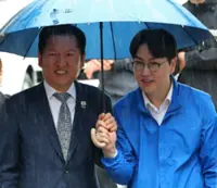 It's sexual harassment, says South Korean Opposition when politician encourages young girl to call 48-year-old candidate ‘oppa’