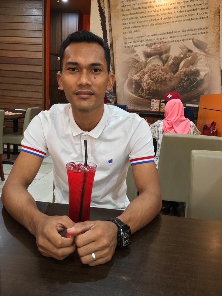 A milestone: Marhan Jalil (right) has 348 international caps and is just one shy from being the country’s new record holder. 