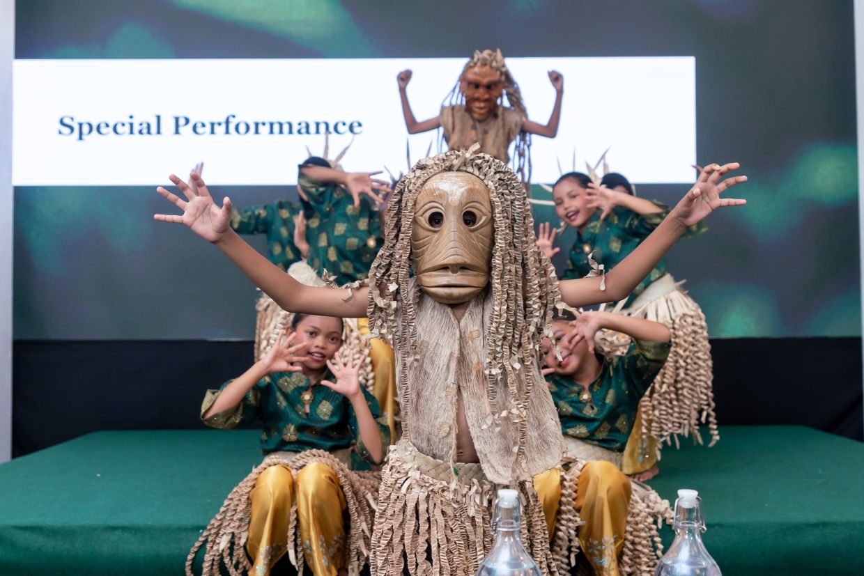 The launch ceremony also saw a special performance from the indigenous Mah Meri tribe of Carey Island, who have settled on the island for over 100 years.