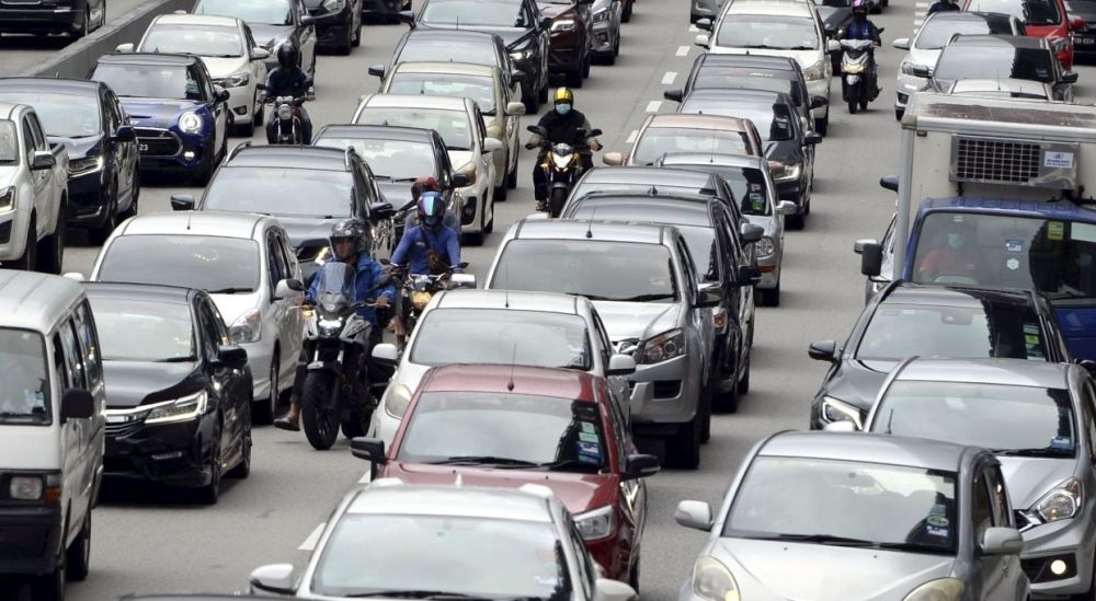 LLM said there is a need to develop new highways and adopt smart technology, as between 5.5 million and six million vehicles currently use highways daily.