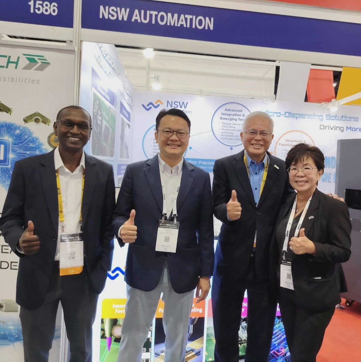 (From left) Motorola Solutions Malaysia country president and Penang operations vice president Datuk Solomon A. Lorthu, Penang Port Commission chairman Datuk Yeoh Soon Hin, Malaysia Semiconductor Industry Association president Datuk Seri Wong Siew Hai and Penang Green Council Rose Kuan.