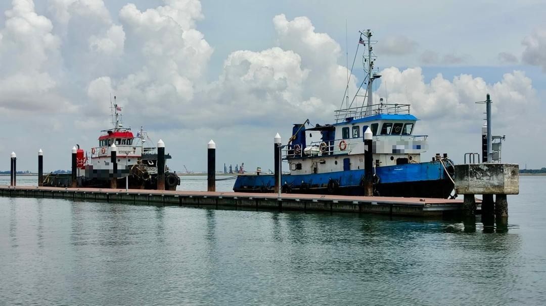 Johor MMEA acting director Maritime Captain Kama Azri Kamil said the seized tugboats and the fuel were believed to be marine gas oil (MGO) worth RM19.55mil.