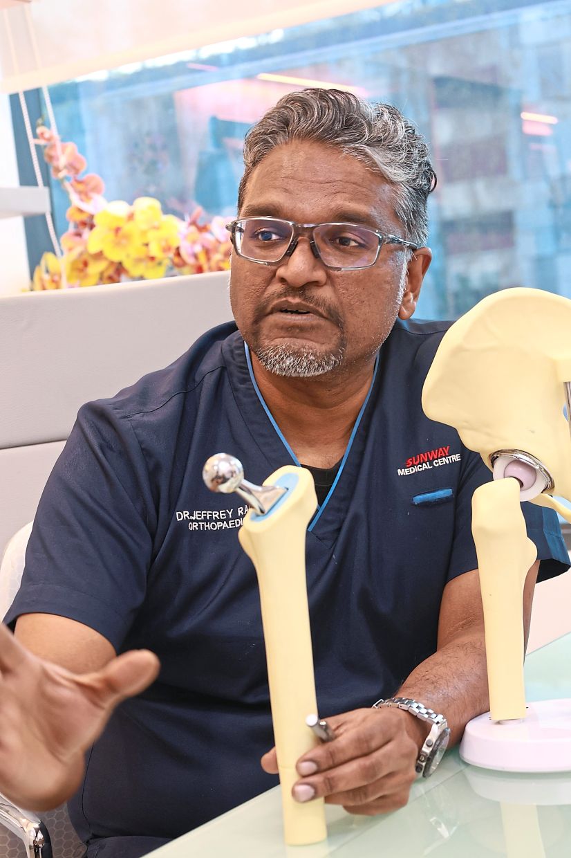 Dr Jeffrey says a strong support system can play an important role in encouraging an elderly patient’s recovery.