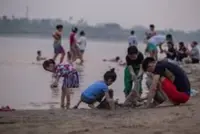 Laos sees decline in population growth