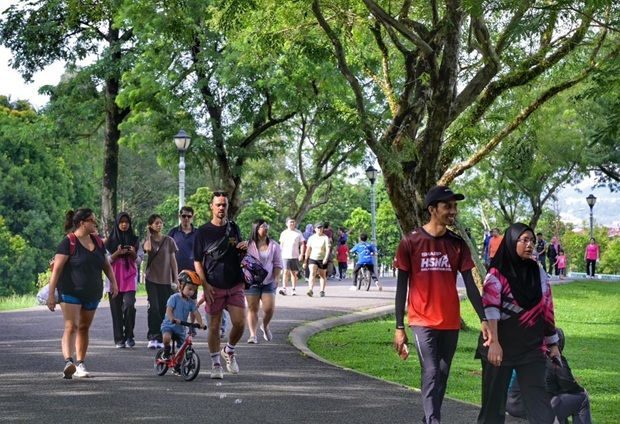 Yeoh said the new operational hours will benefit early birds who visit the park in the morning.