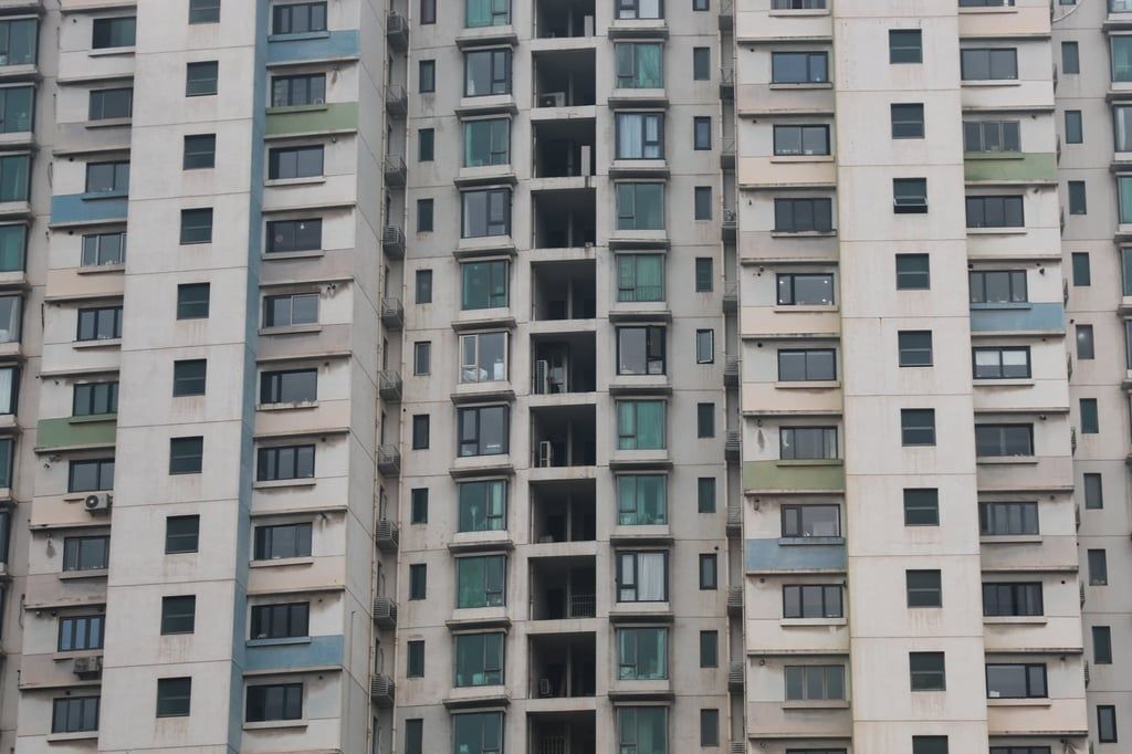 A high-rise block of residential flats in Shanghai. Stories about children falling from a height often make headlines in China. - Photo: Getty Images