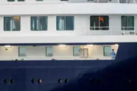Spanish passengers start disembarkation from ship hit by hantavirus