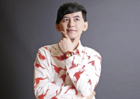 Former TV host Mickey Huang escapes jail time for possessing child porn