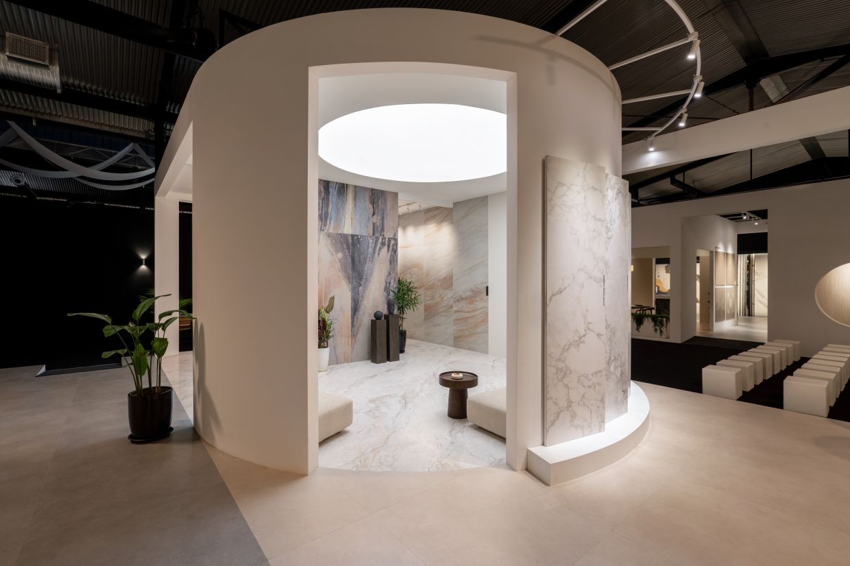 Showcasing a strategic experience where art, beauty and inspiration converge, Art Transforms Businesses is designed to show how curated surfaces can spark emotion and leave a lasting impression.