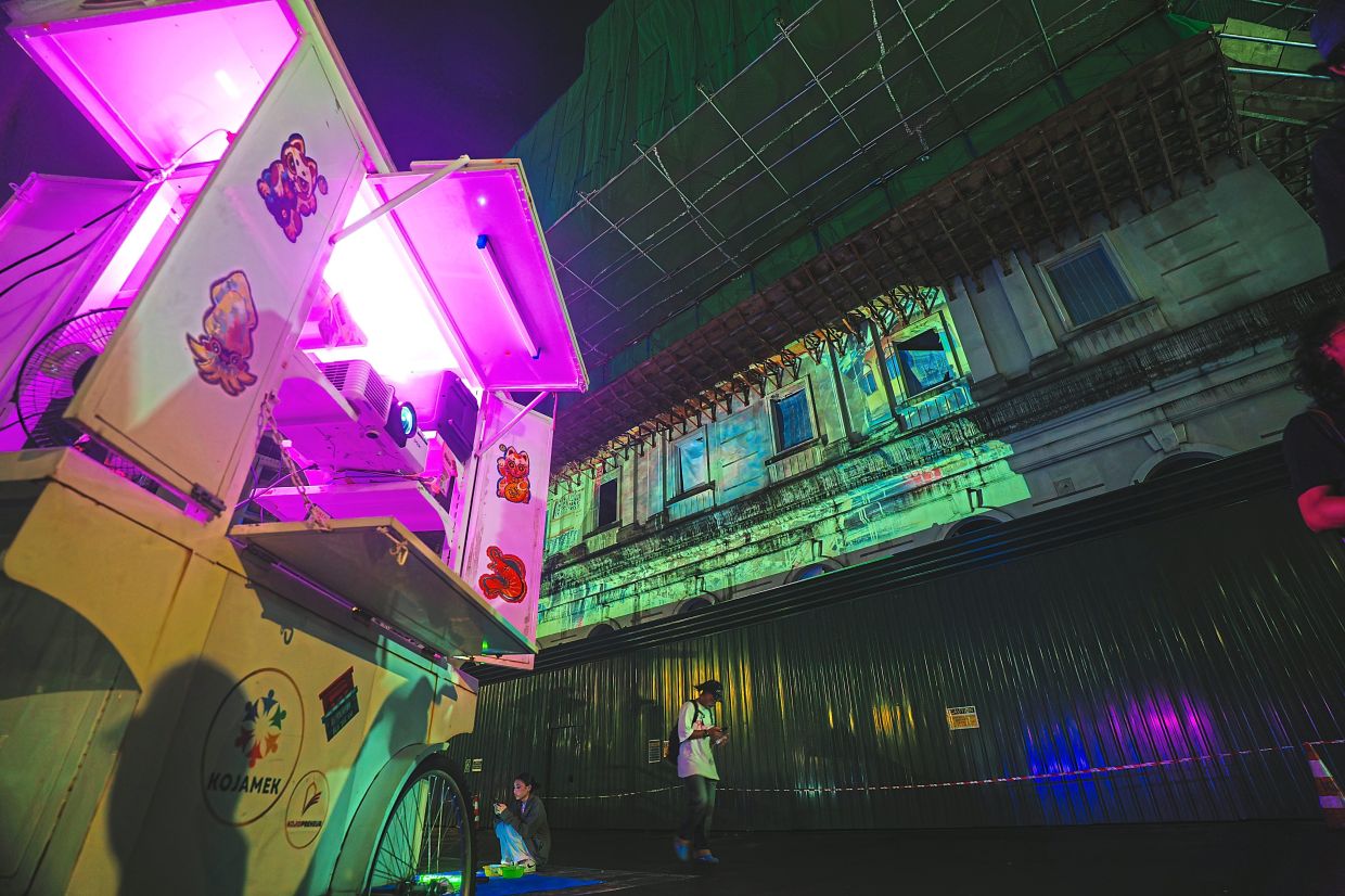 Each Warung Terang showcase, running from May 15-17, takes place from 8pm to 11.30pm, subject to weather conditions. Photo: Filamen