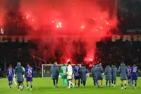 Soccer-PSG move to the cusp of fifth successive Ligue 1 title
