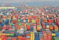 China’s April exports jump 14.1%