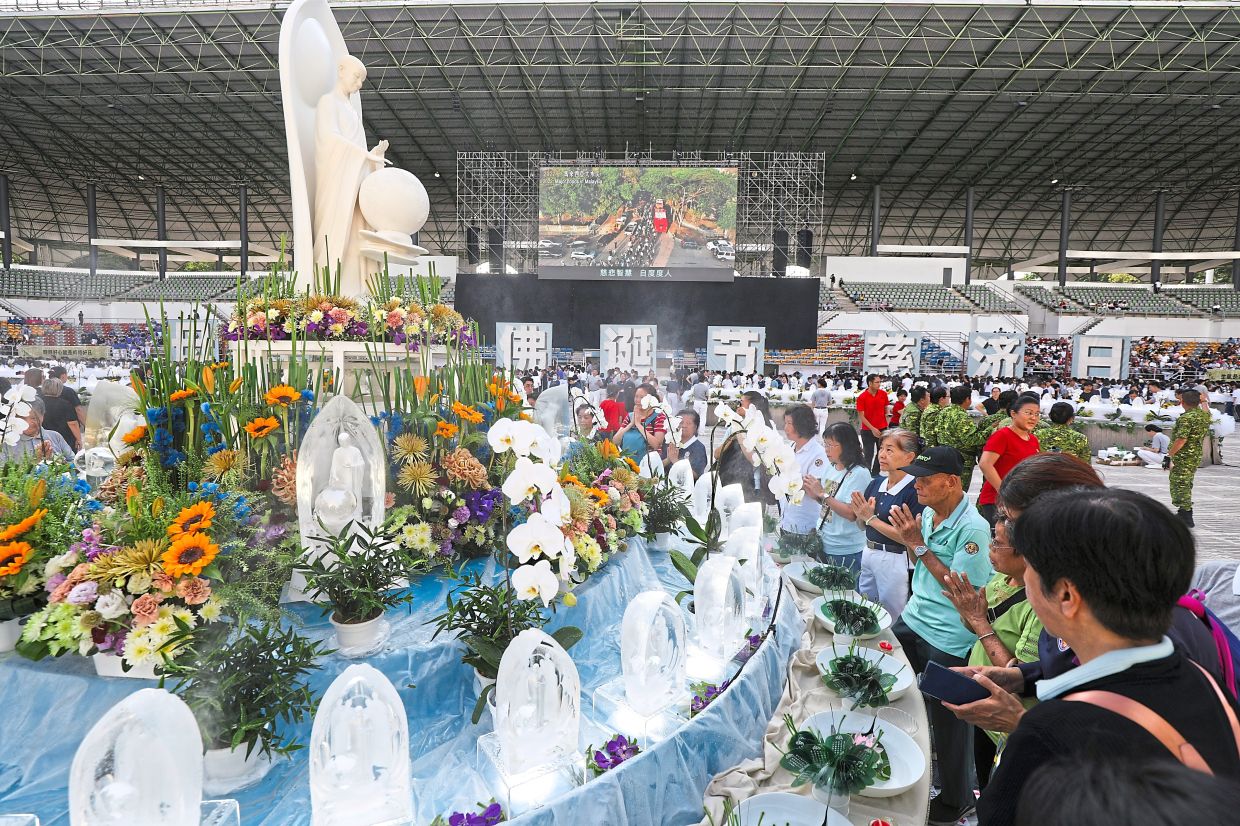 A serene atmosphere was evident during a Mothers Day, Wesak Day and Buddhist Tzu Chi Foundation 50th anniversary celebration at the National Hockey Stadium in Bukit Jalil, Kuala Lumpur.