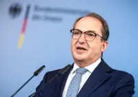 Germany plans 'active cyberdefence' as online attacks rise