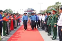 Remains of 158 Vietnamese volunteer soldiers, experts repatriated from Cambodia