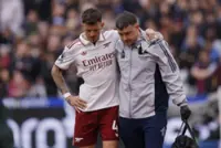 Soccer-Arsenal's White ruled out for rest of season with knee injury
