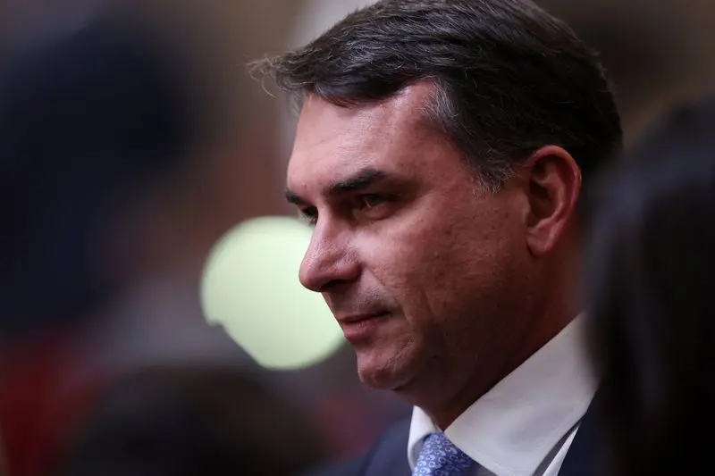 Brazil's Lula, Flavio Bolsonaro deadlocked in presidential ...