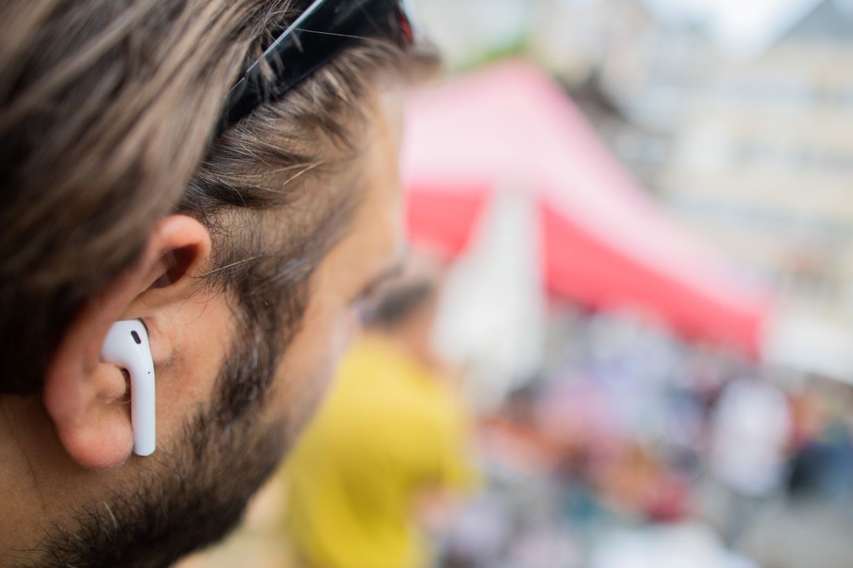 Claims are circulating on social media that Bluetooth transmission can make you ill. There is no scientific evidence to support this, experts say.