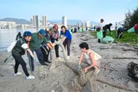 Cleaning up Pulau Gazumbo