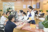 Vietnam banks dominate dividend season
