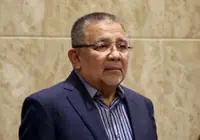 Federal Court defers Isa Samad review bid, allows access to court transcripts