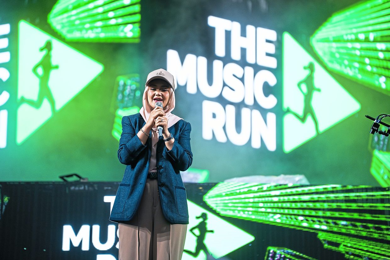 Siti Nurhaliza signature powerhouse vocals soared across the stadium at the 11th edition of The Music Run.