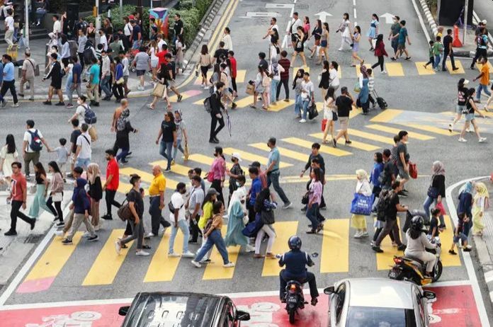 Malaysia’s population reaches 34.4 million amid slower growth rate, says DOSM
