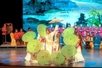 Keeping Teochew opera alive
