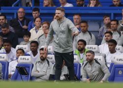Soccer-McFarlane backs Chelsea to overcome Wembley hoodoo in FA Cup final
