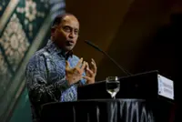 Increasing pathways to public varsities does not compromise national education system, says Zambry