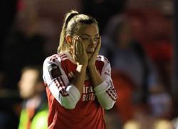 Soccer-Ireland's McCabe to leave Arsenal at end of season