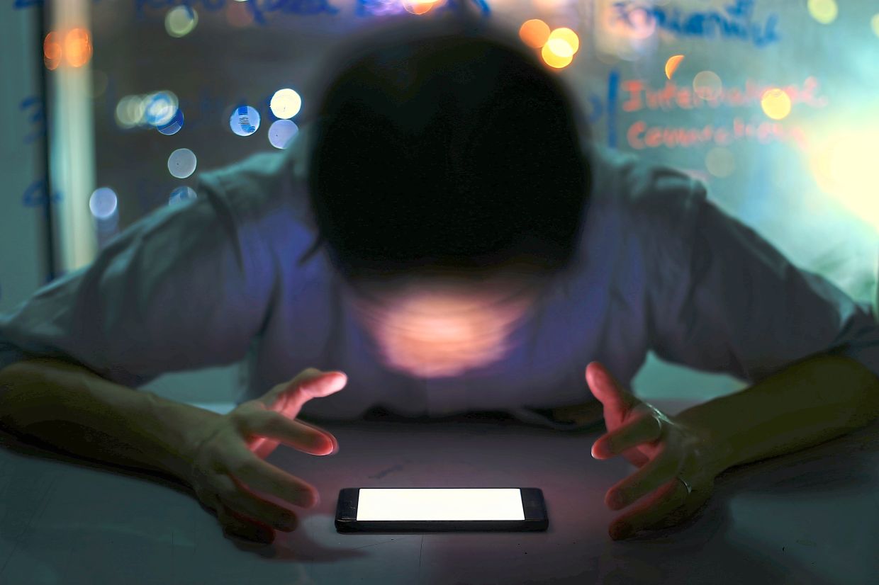 One of the most insidious risks facing minors today is not just what they see online, but how they are manipulated or influenced into behaving. — 123rf.com