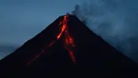 Philippines' Mayon Volcano showing fresh seismic activity, with alert Level 3 maintained