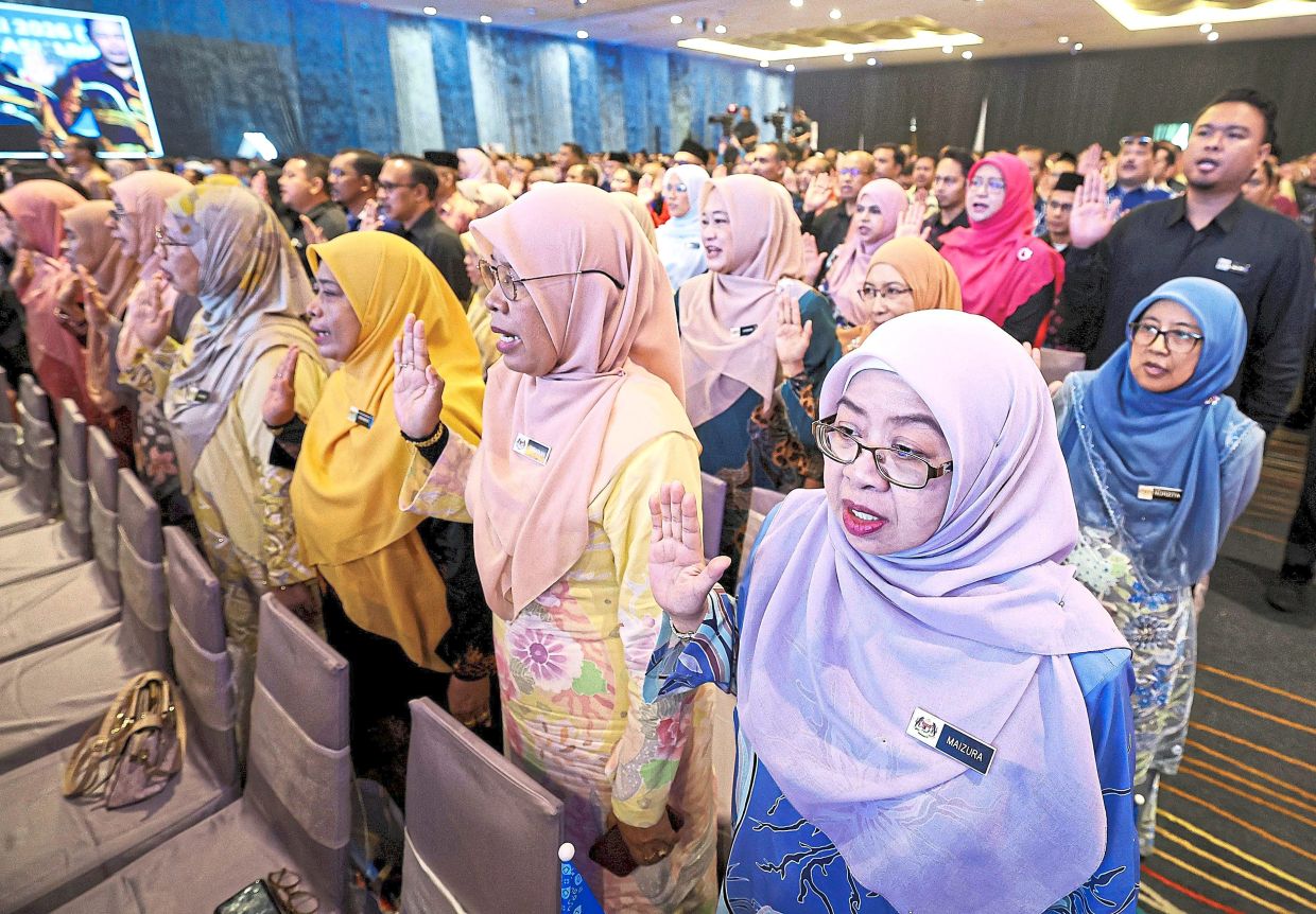 The Education Ministry has unveiled 12 initiatives to empower and strengthen teachers’ roles in conjunction with this year’s 55th national-level Teachers Day celebration.