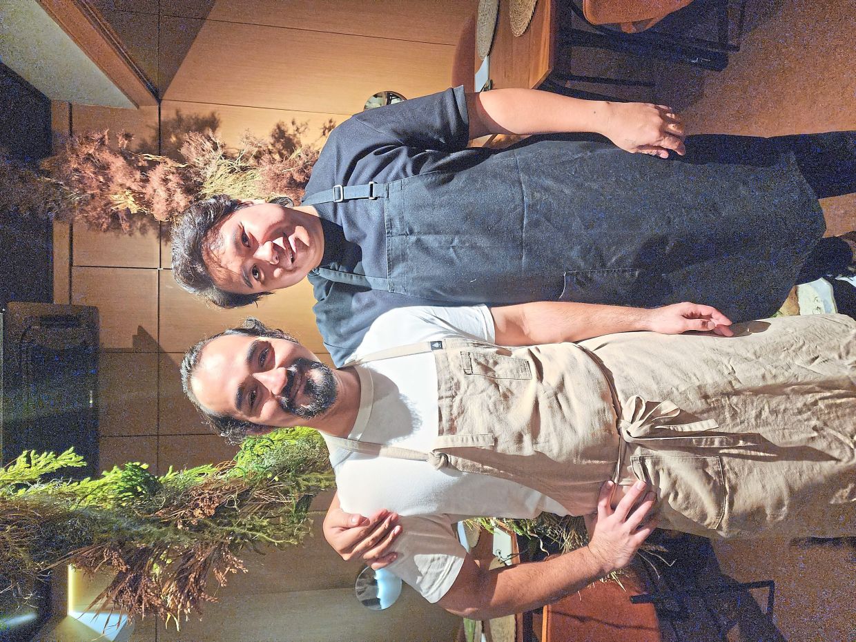 Yee (left) and Weldie came up with the new Borneo Traces menu together in what is essentially Weldie’s homage to his roots.